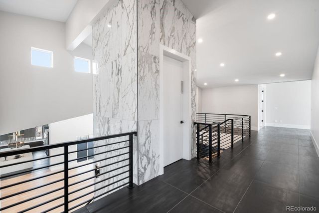 6954 S Espana Way, Centennial, CO 80016