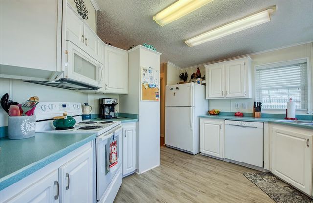 18675 US HIGHWAY 19 N 439, Clearwater, FL 33764