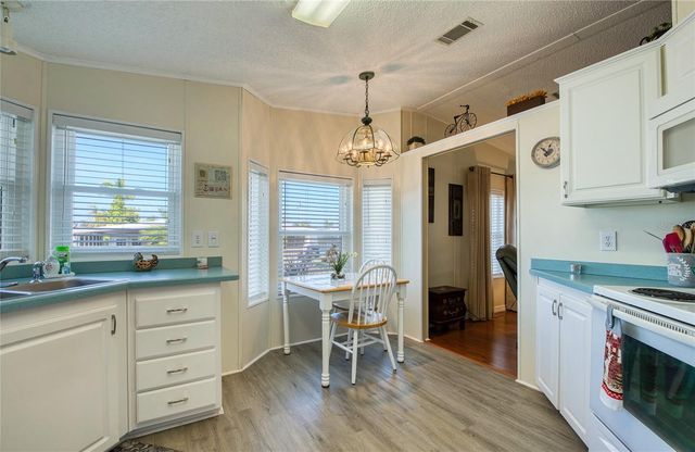 18675 US HIGHWAY 19 N 439, Clearwater, FL 33764