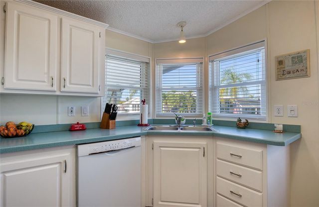 18675 US HIGHWAY 19 N 439, Clearwater, FL 33764