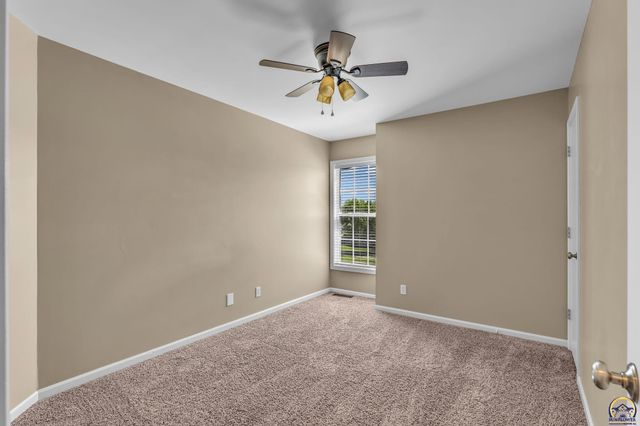 3639 SW Glendale DR, Topeka, KS 66614