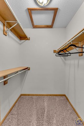 3639 SW Glendale DR, Topeka, KS 66614