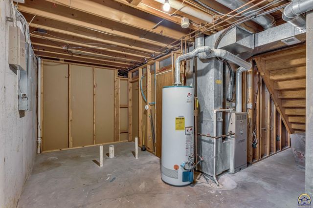 3639 SW Glendale DR, Topeka, KS 66614