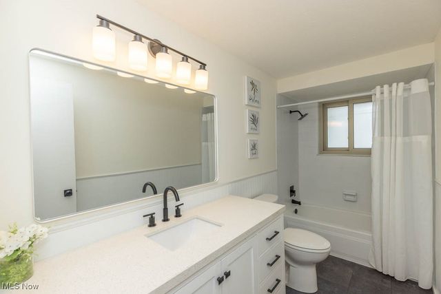 6417 Thoreau Drive, Parma, OH 44129