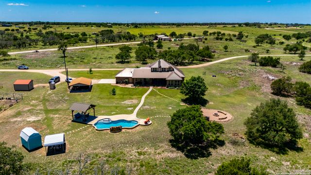 997 KRAMER, Harper, TX 78631