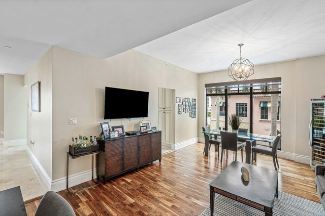 200 E Palmetto Park Road 22, Boca Raton, FL 33432