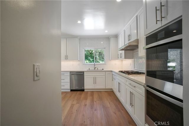 4575 Totana Drive, Tarzana, CA 91356
