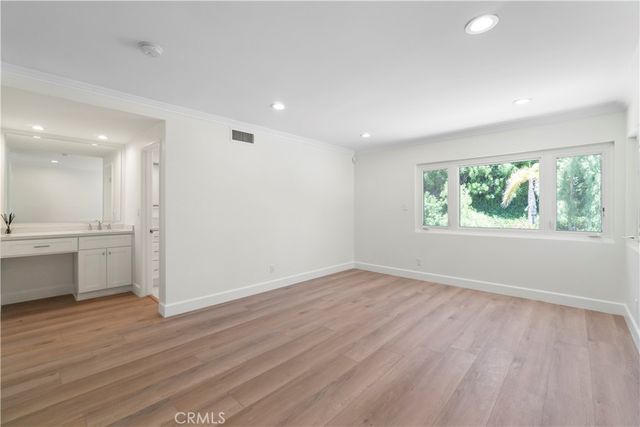 4575 Totana Drive, Tarzana, CA 91356