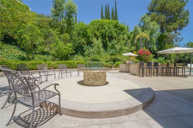 4575 Totana Drive, Tarzana, CA 91356