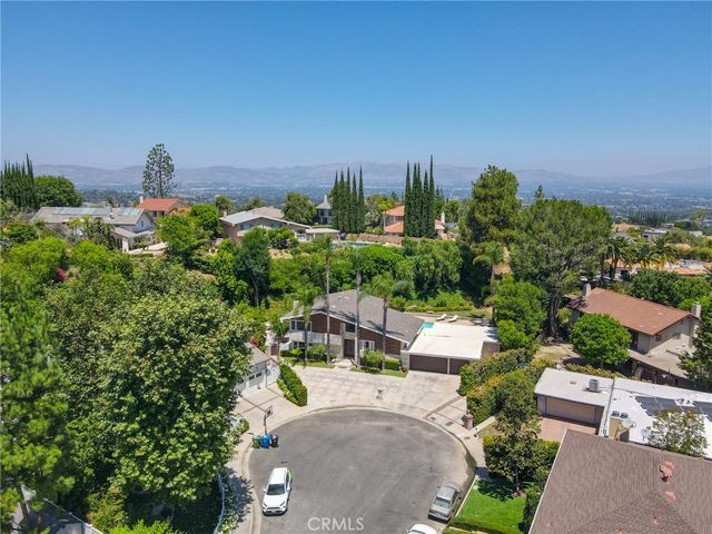 4575 Totana Drive, Tarzana, CA 91356