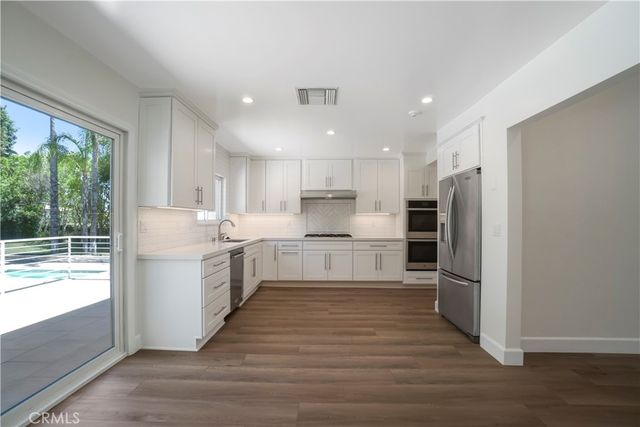 4575 Totana Drive, Tarzana, CA 91356