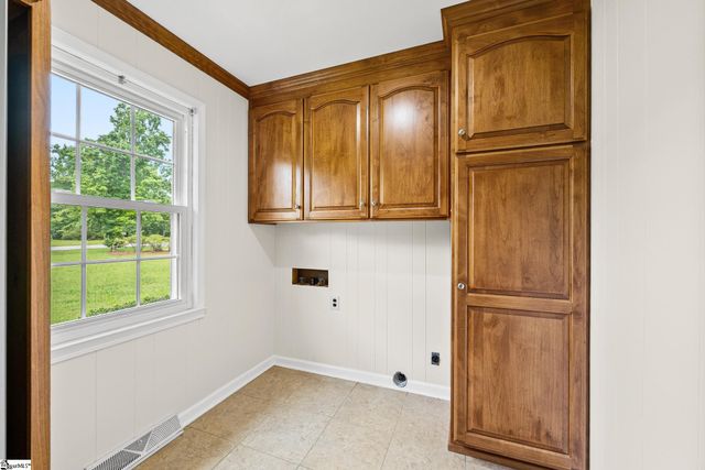 107 Lemon Tree Trail, Laurens, SC 29360