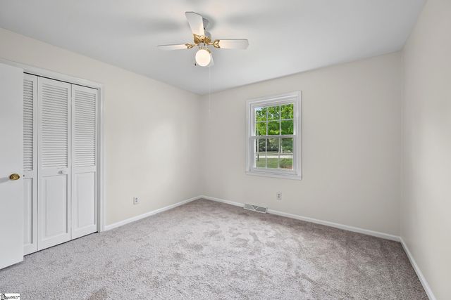 107 Lemon Tree Trail, Laurens, SC 29360