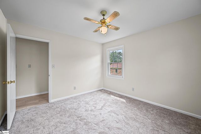 107 Lemon Tree Trail, Laurens, SC 29360