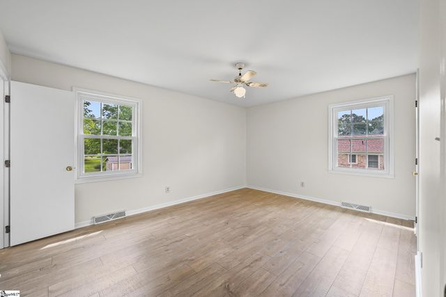 107 Lemon Tree Trail, Laurens, SC 29360