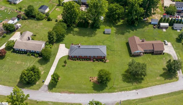107 Lemon Tree Trail, Laurens, SC 29360