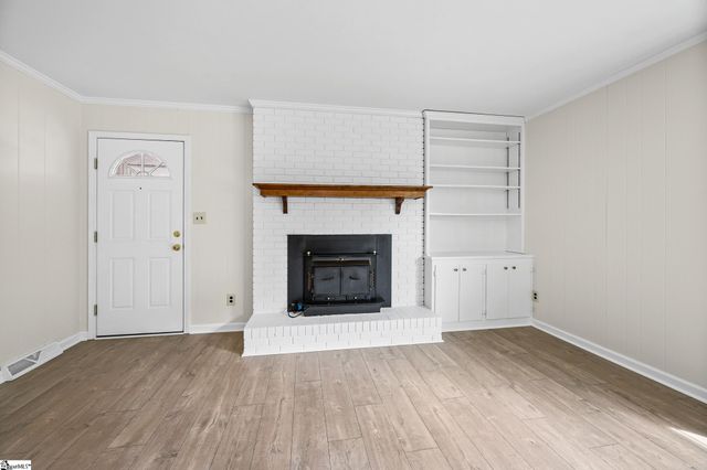 107 Lemon Tree Trail, Laurens, SC 29360