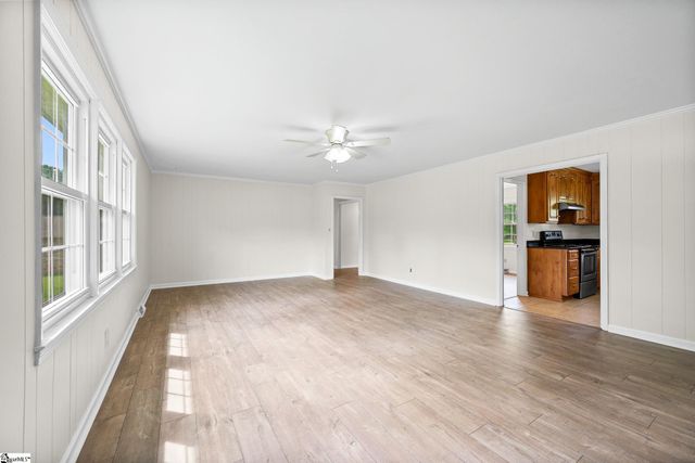 107 Lemon Tree Trail, Laurens, SC 29360