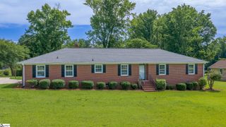 107 Lemon Tree Trail, Laurens, SC 29360