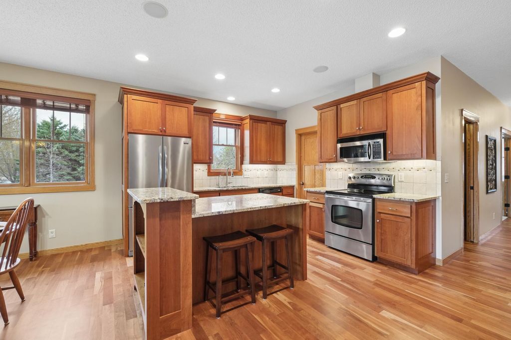 1317 Waters Path, Woodbury, MN 55129 — photo 4
