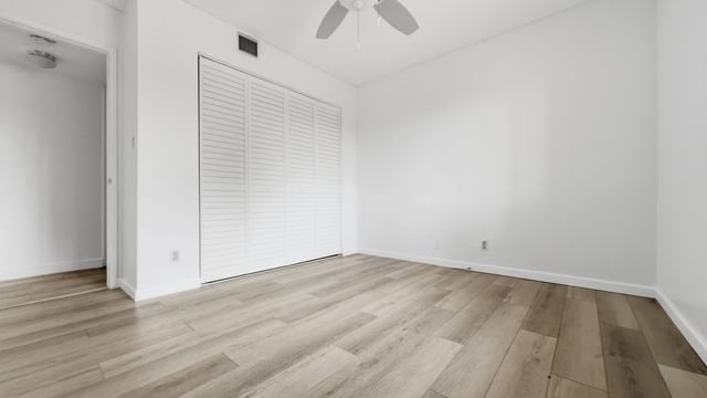 3031 N Oakland Forest Drive 201, Oakland Park, FL 33309