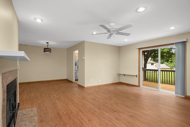 4361 Buckingham Court 1207, Vadnais Heights, MN 55127