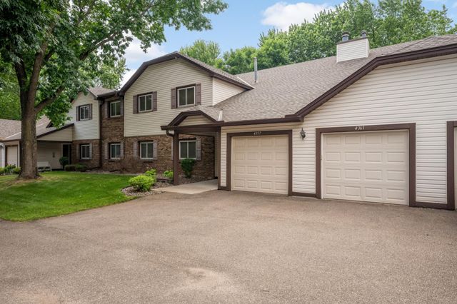 4361 Buckingham Court 1207, Vadnais Heights, MN 55127