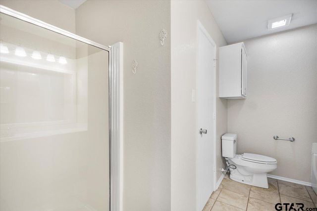 15421 Brittain Ct, Lindale, TX 75771