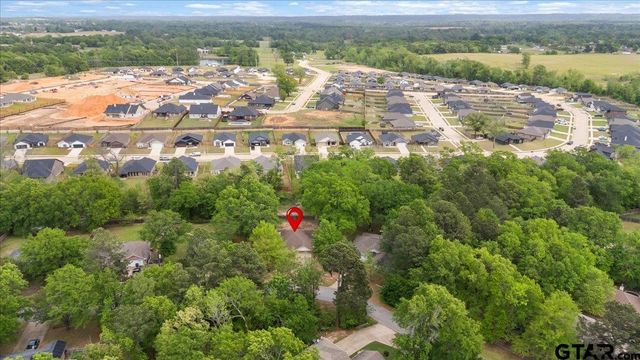 15421 Brittain Ct, Lindale, TX 75771