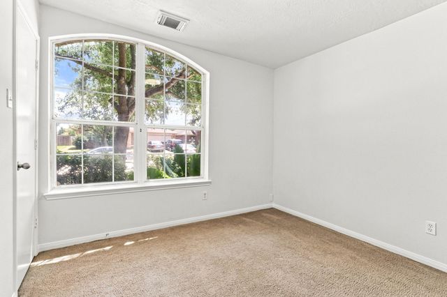 17234 Trace Glen Lane, Houston, TX 77083