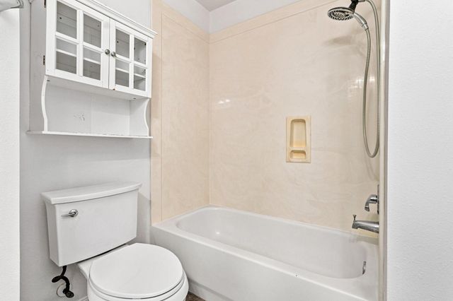 17234 Trace Glen Lane, Houston, TX 77083