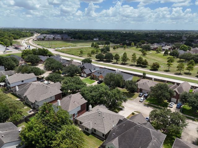 17234 Trace Glen Lane, Houston, TX 77083