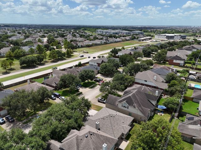 17234 Trace Glen Lane, Houston, TX 77083