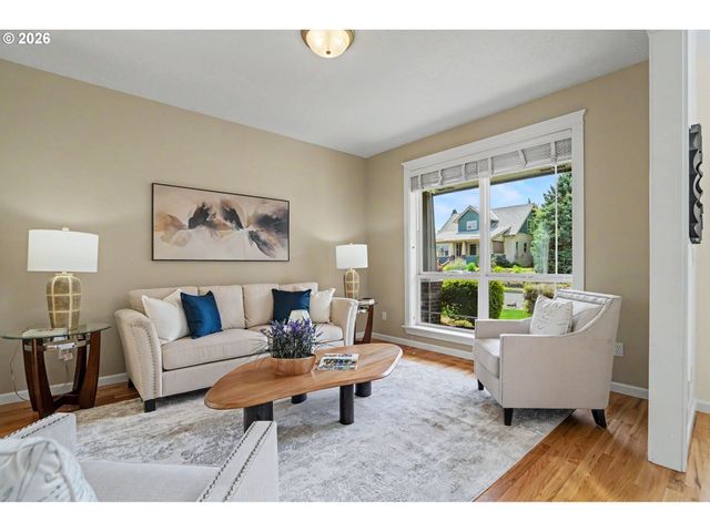 2271 Nw WOODCREST Ave, Albany, OR 97321