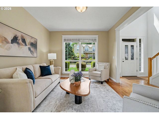 2271 Nw WOODCREST Ave, Albany, OR 97321