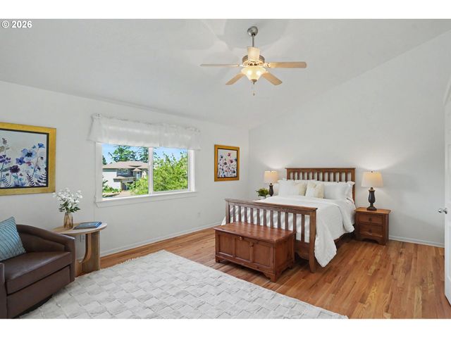 2271 Nw WOODCREST Ave, Albany, OR 97321