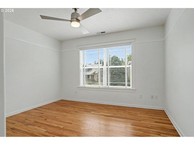 2271 Nw WOODCREST Ave, Albany, OR 97321