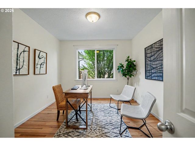 2271 Nw WOODCREST Ave, Albany, OR 97321