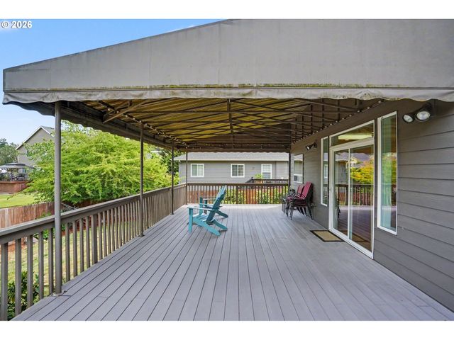 2271 Nw WOODCREST Ave, Albany, OR 97321