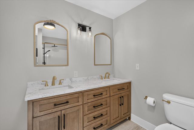 6816 Division Avenue N, Plainfield Twp, MI 49321