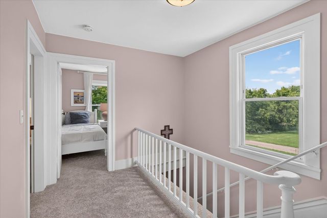 6816 Division Avenue N, Plainfield Twp, MI 49321