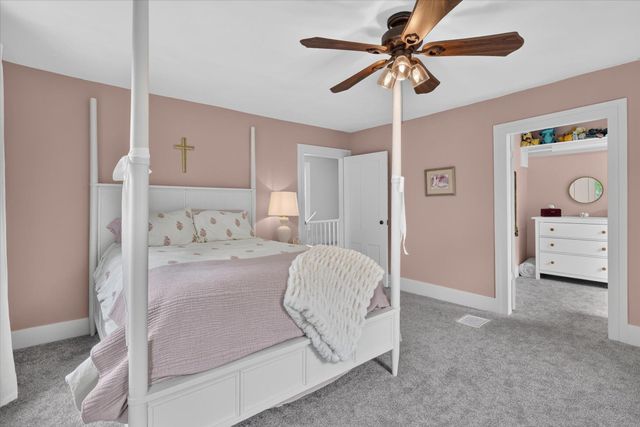 6816 Division Avenue N, Plainfield Twp, MI 49321