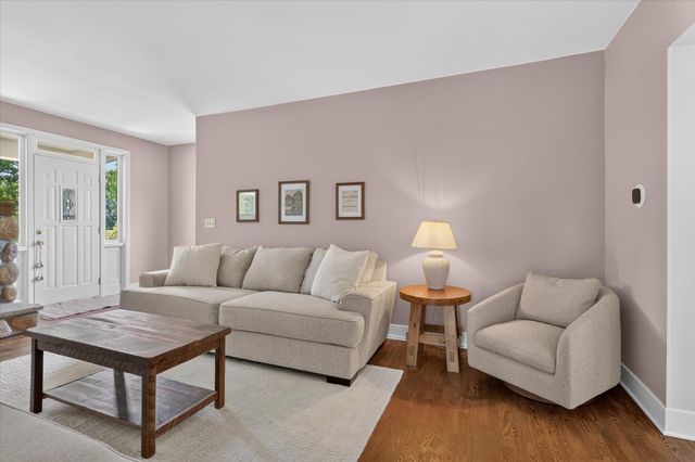 6816 Division Avenue N, Plainfield Twp, MI 49321