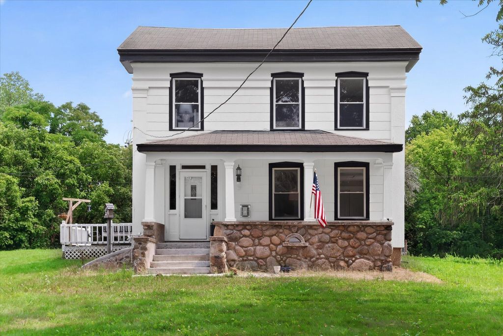 6816 Division Avenue N, Plainfield Twp, MI 49321