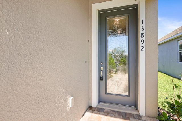 13892 KINGFISHER GLEN DRIVE, Lithia, FL 33547