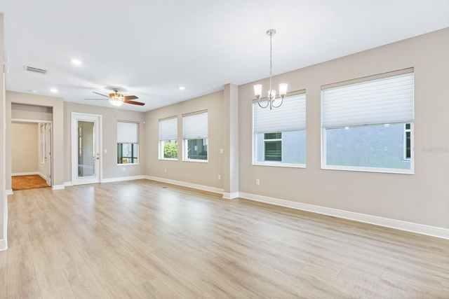 13892 KINGFISHER GLEN DRIVE, Lithia, FL 33547