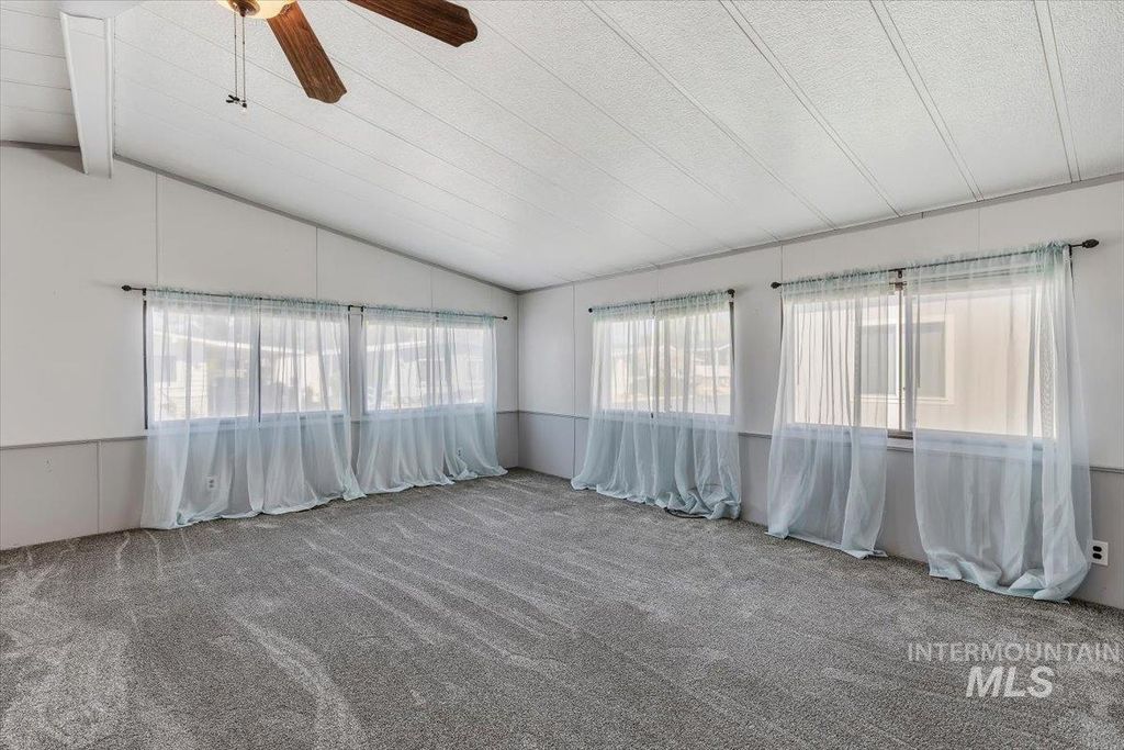9390 Ustick Rd 31, Boise, ID 83704 photo 11