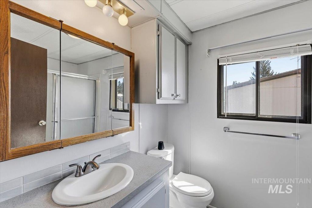 9390 Ustick Rd 31, Boise, ID 83704 photo 17