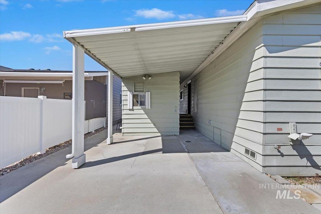 9390 Ustick Rd 31, Boise, ID 83704 photo 20