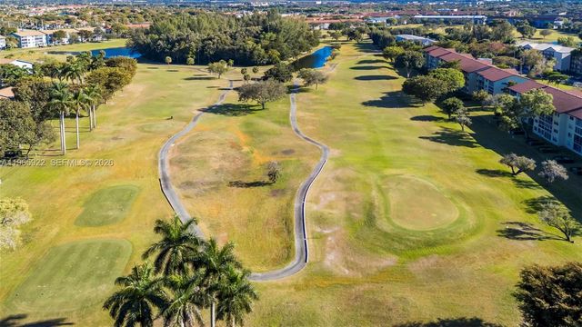 12800 SW 7th Ct 311G, Pembroke Pines, FL 33027